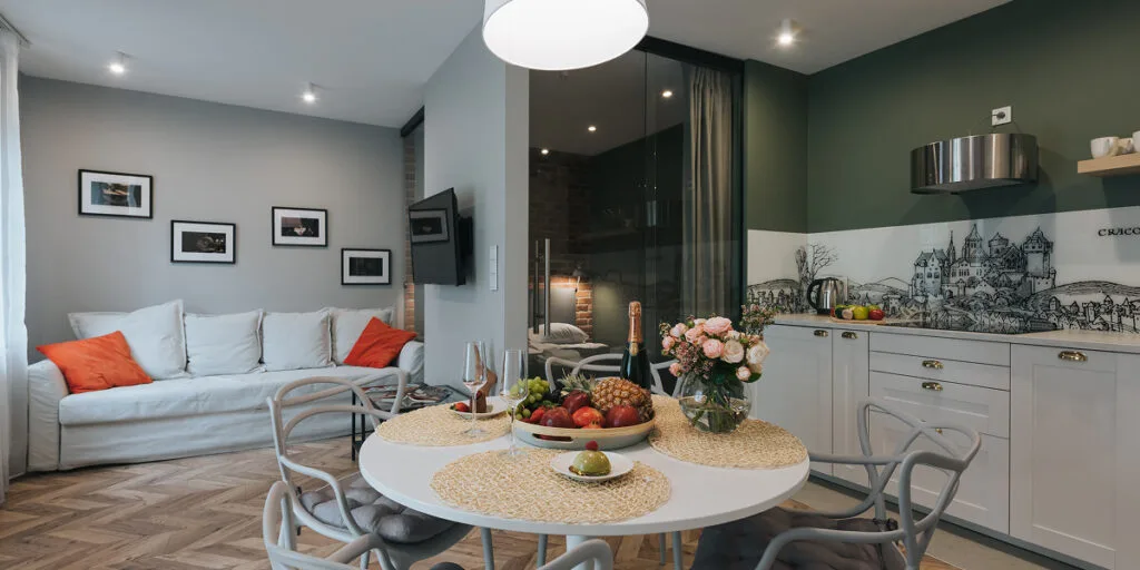Apartament z 1 sypialnią – I Served the King of England – MOVART B.A.