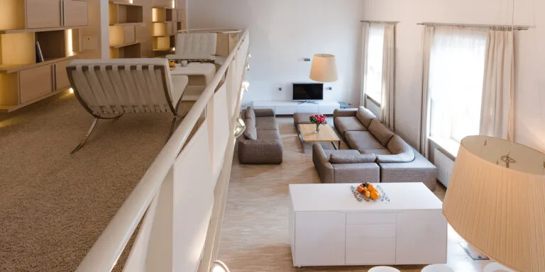 Rezydencja Radziwiłłowska – apartament Deluxe z antresolą – zdjęcie 3
