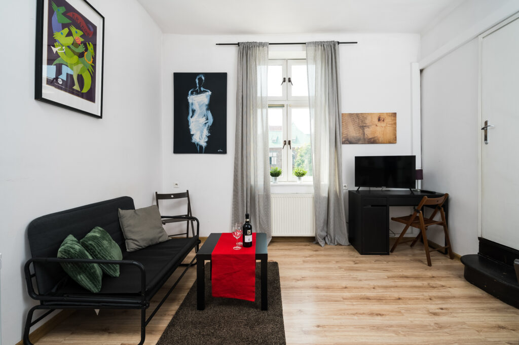 Apartment photo 8